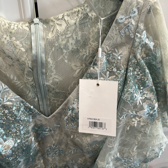 Macduggal dress - Picture 5 of 7